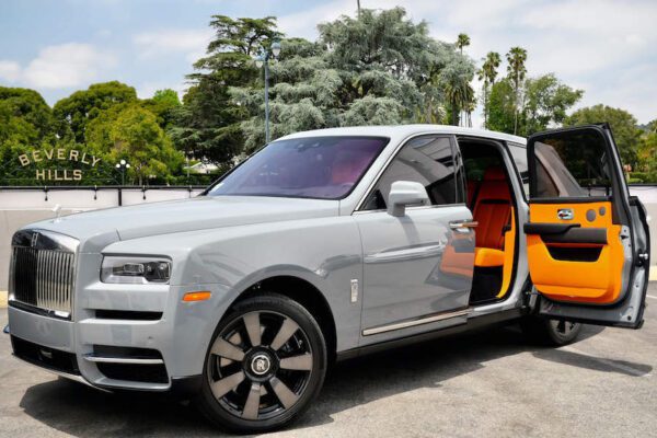 Rolls-Royce Cullinan Cabo Rental